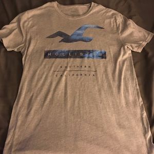 Light gray Hollister T shirt